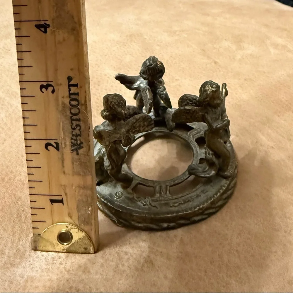 Beautiful Angelic Metal 3 Cherub Watch Holder / Stand Playing String Instruments